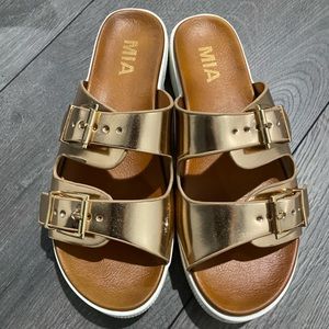 Mia rose gold platform sandals sz 8